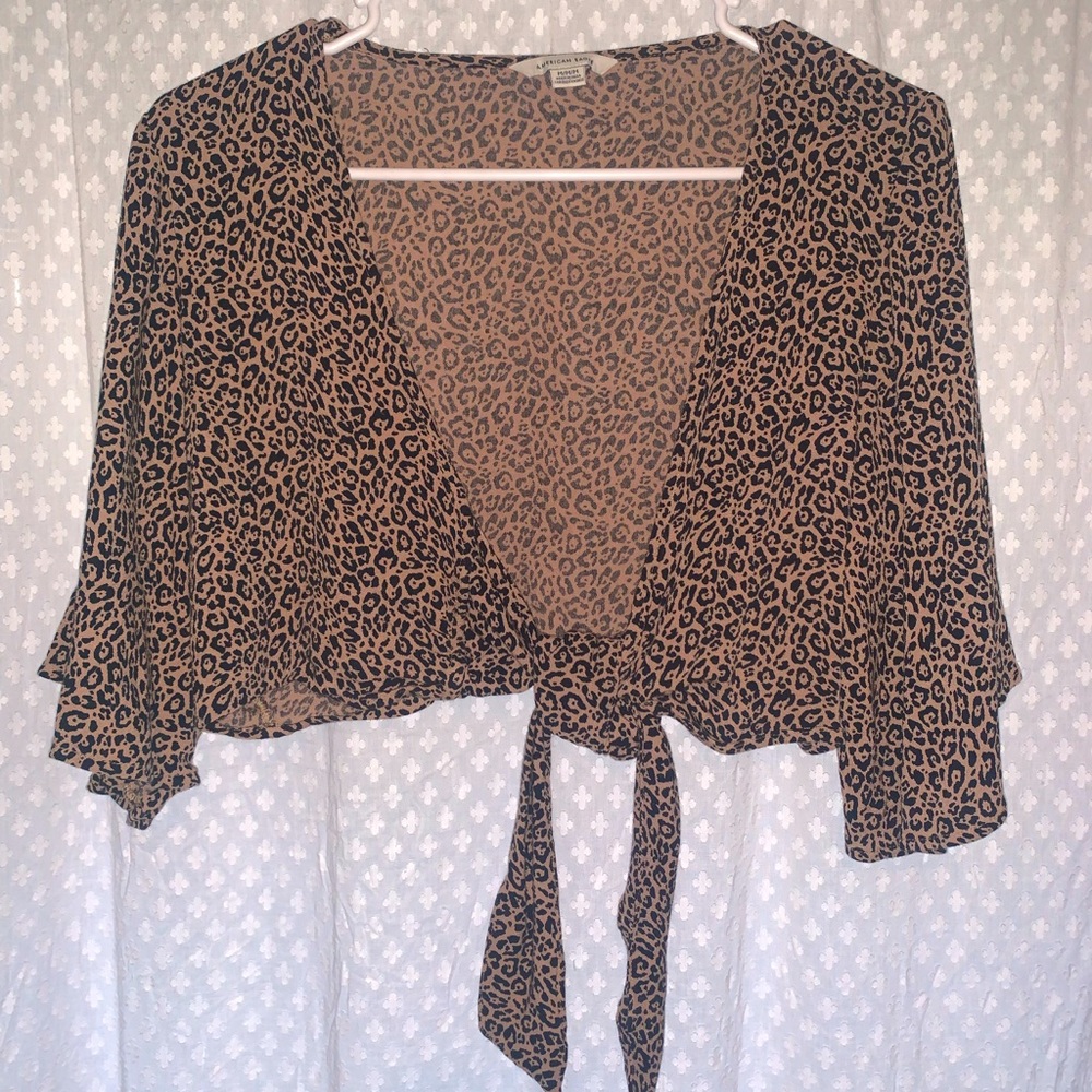 American Eagle Leopard Print Tie Front Top Size M